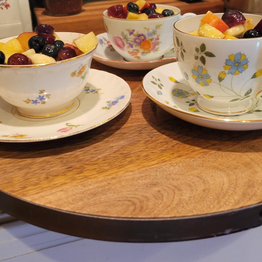 The Yellow Rose Of Talbot Bed And Breakfast Ийстън Екстериор снимка